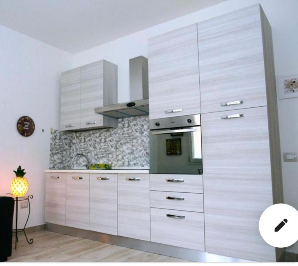 Appartamento A 2,5 Da Lecce Merine Exterior foto